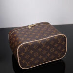Louis Vuitton Nice BB M42265 Brown